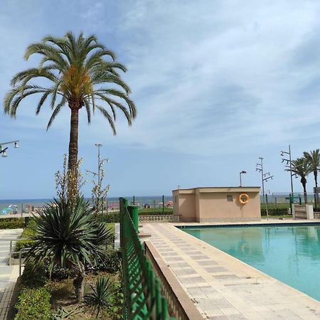 Apartamento La Pineda Εξωτερικό φωτογραφία