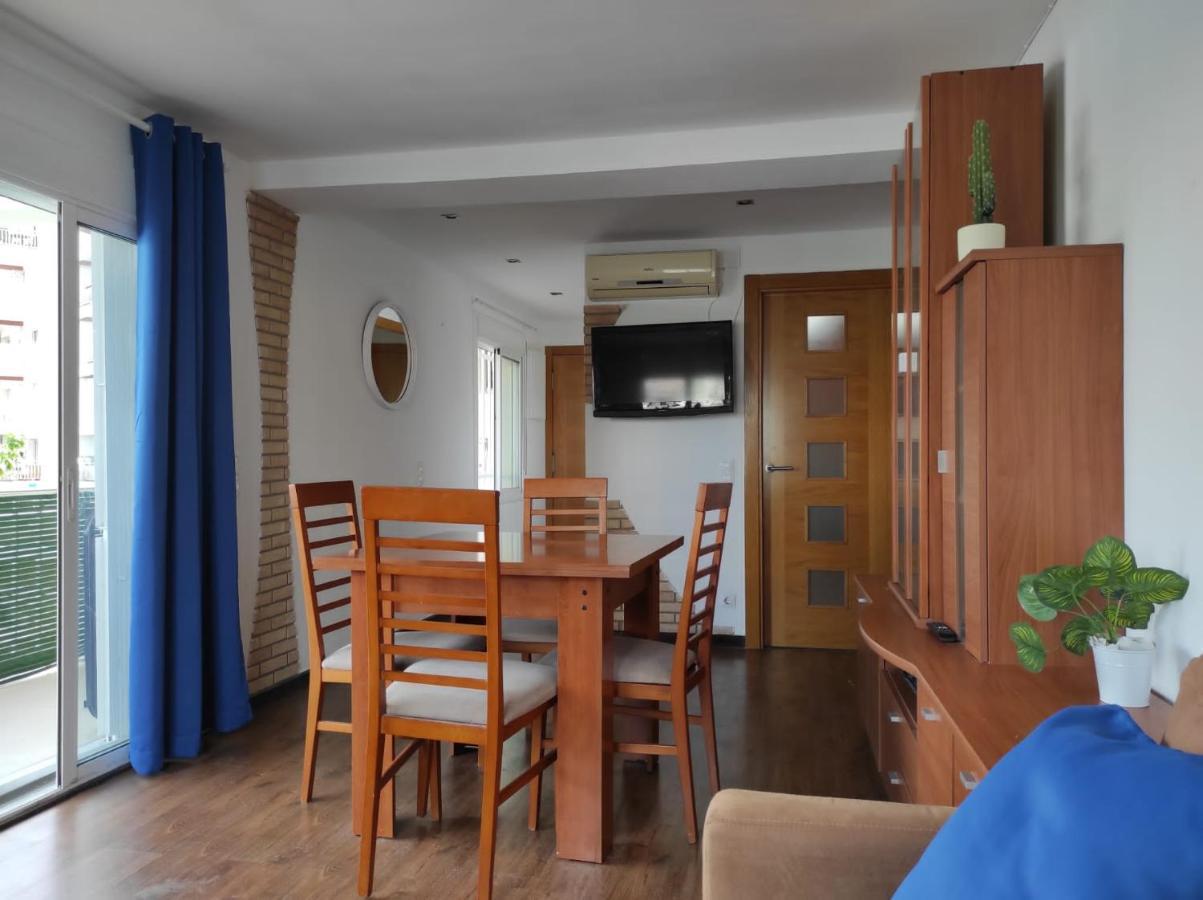Apartamento La Pineda Εξωτερικό φωτογραφία