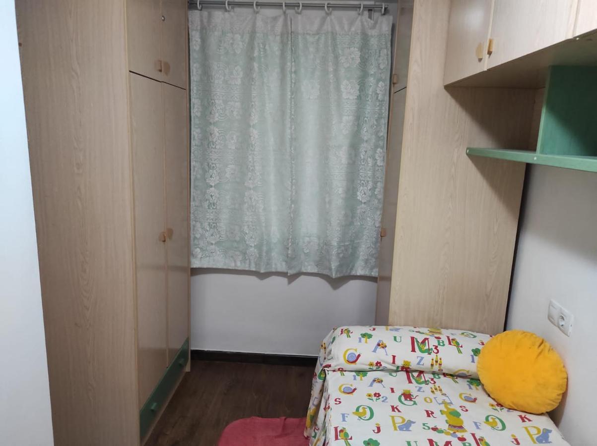Apartamento La Pineda Εξωτερικό φωτογραφία
