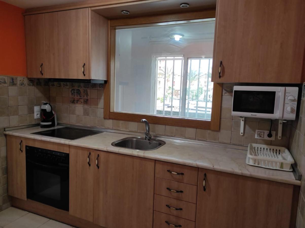 Apartamento La Pineda Εξωτερικό φωτογραφία