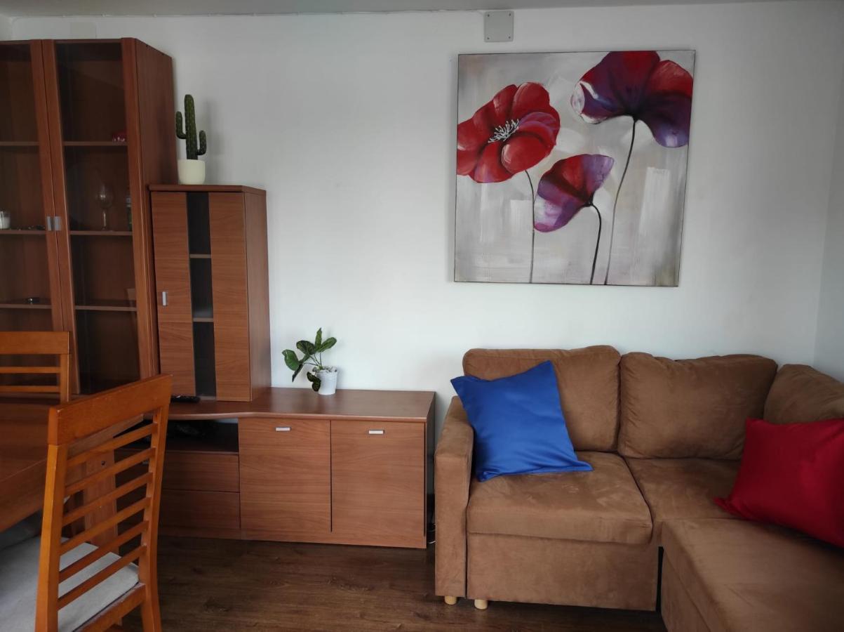 Apartamento La Pineda Εξωτερικό φωτογραφία