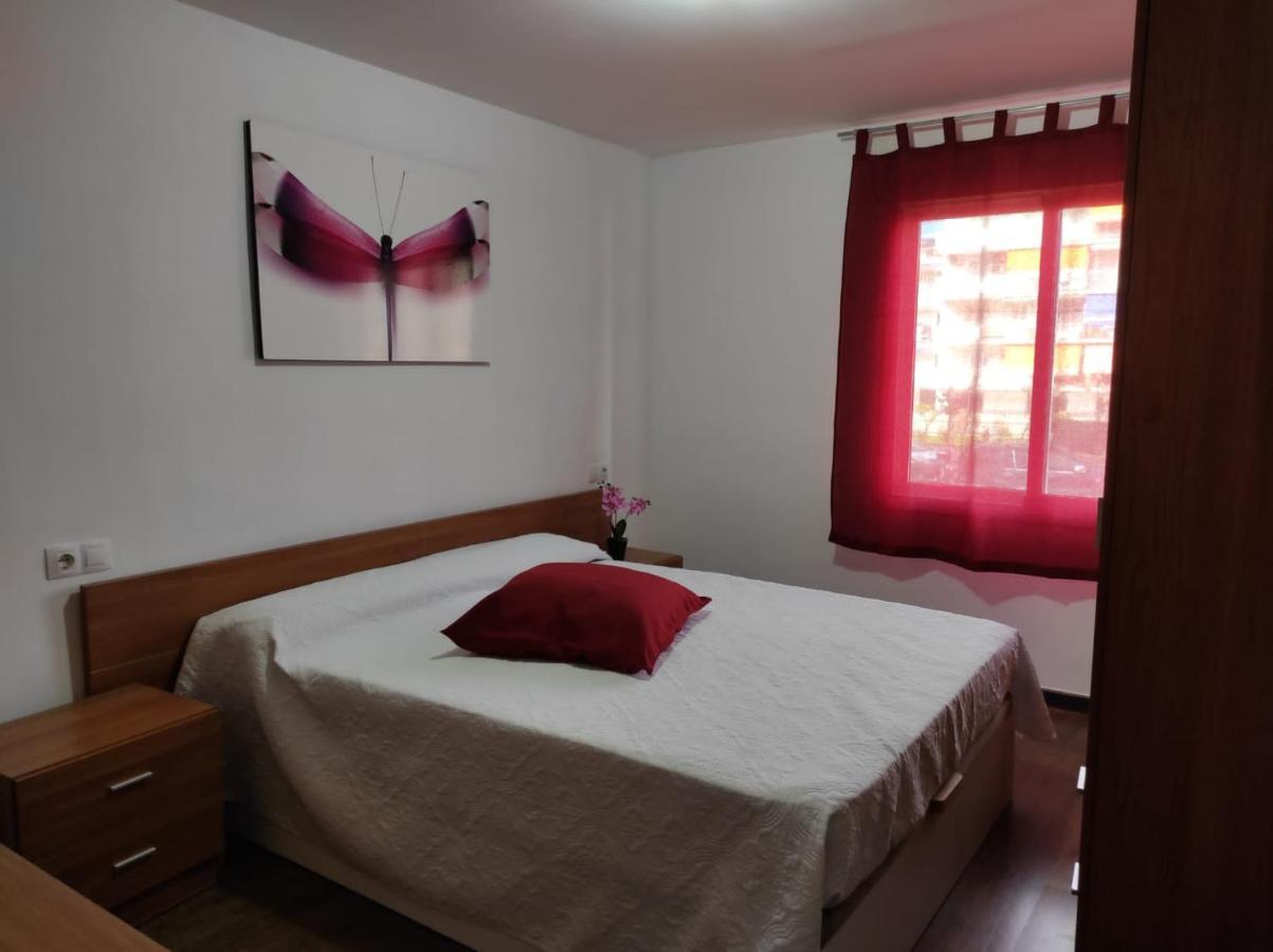 Apartamento La Pineda Εξωτερικό φωτογραφία