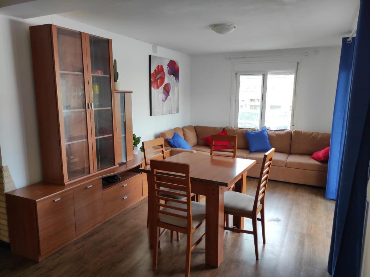 Apartamento La Pineda Εξωτερικό φωτογραφία